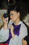 Фиолетовый бронежилет азербайджанской  певицы Хумар Гадимовой (фотосессия)