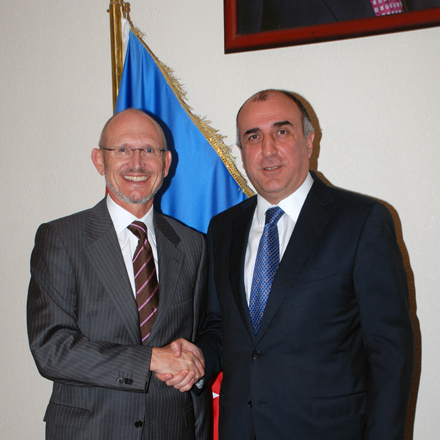 Azerbaijani FM receives new German Ambassador's copies of credentials