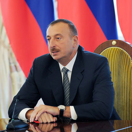 Президент Азербайджана принял делегацию, возглавляемую министром обороны Ирана