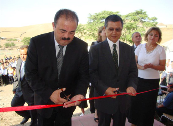 При поддержке посольства Японии в Шекинском районе Азербайджана построен новый корпус школы (ФОТО)