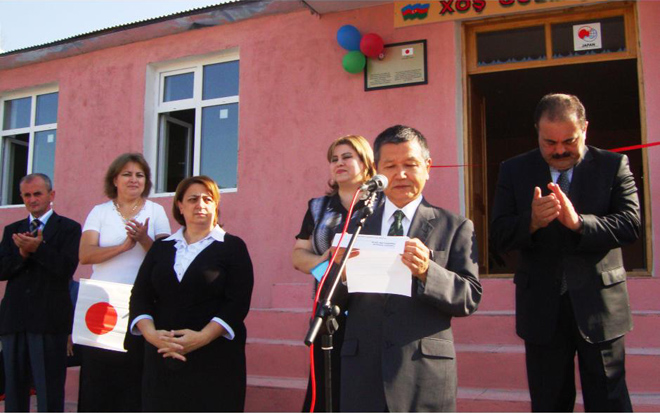 При поддержке посольства Японии в Шекинском районе Азербайджана построен новый корпус школы (ФОТО)