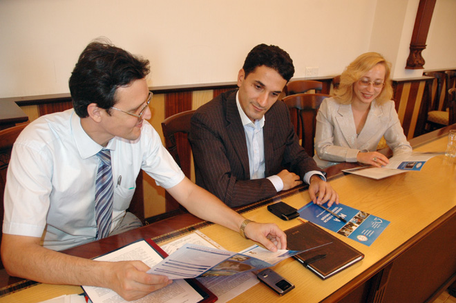 В Баку презентована уникальная образовательная программа "Мастер делового администрирования" (фотосессия)