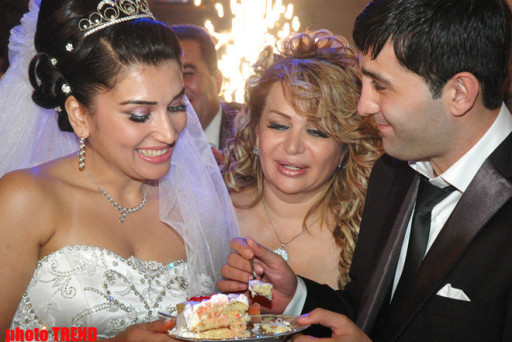 ТОП-13 свадеб азербайджанского шоу-бизнеса за 2010 год (фотосессия)