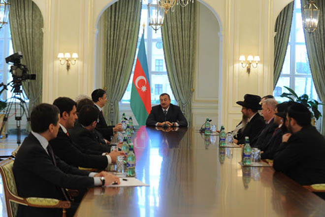 Президент Азербайджана Ильхам Алиев принял представителей еврейских общин, прибывших в связи с открытием в Баку еврейской школы (ФОТО)