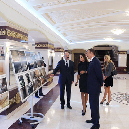 Президент Ильхам Алиев принял участие в открытии здания Азербайджанского государственного академического национального драмтеатра после реконструкции (ФОТО)