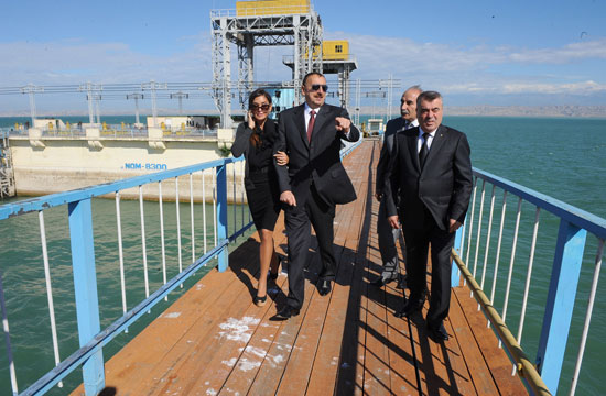 Azərbaycan Prezidenti Mingəçevir Su Elektrik Stansiyasında aparılan yenidənqurma işləri ilə tanış olub (FOTO)