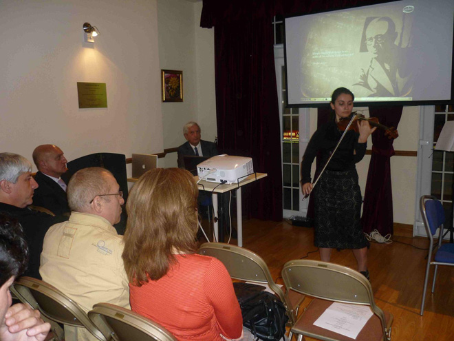 UK commemorates great Azerbaijani composer  (PHOTO)