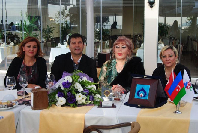 Народная артистка Азербайджана Ильхама Гулиева вновь покоряет Стамбул (фотосессия)