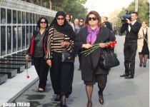 Kuwaiti Committee: Azerbaijani woman actively participate in social and political life (PHOTO)