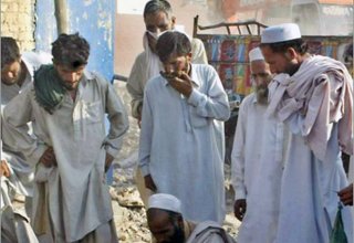 Pakistanda Quranı təhqir edən şəxs diri-diri yandırıldı
