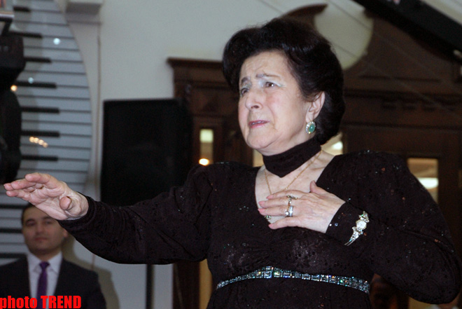 Скончалась легендарная азербайджанская танцовщица Хумар Зульфугарова (ФОТО)