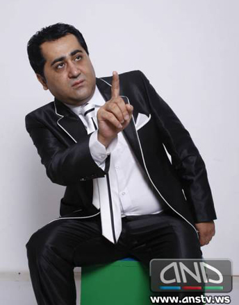 ТОП -15 телеведущих-мужчин в Азербайджане за 2010 год (фотосессия)