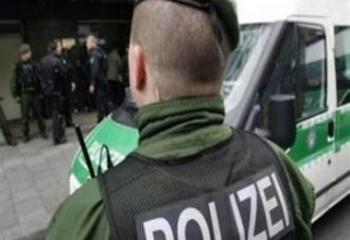 Almaniyada futbol fanatlarının gözü qızıb: 12 yaralı polis var