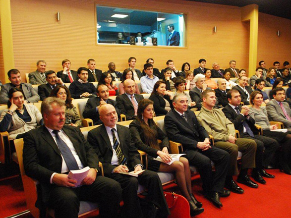 Azerbaijan Diplomatic Academy hosts presentation of 'Azerbaijan since independence' book (PHOTO) - Gallery Image