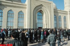 В Баку торжественно отметили день рождения Пророка Мухаммеда