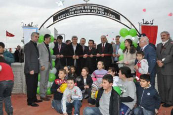 В турецкой провинции Коджаэли открыт парк имени Гейдара Алиева (ФОТО)