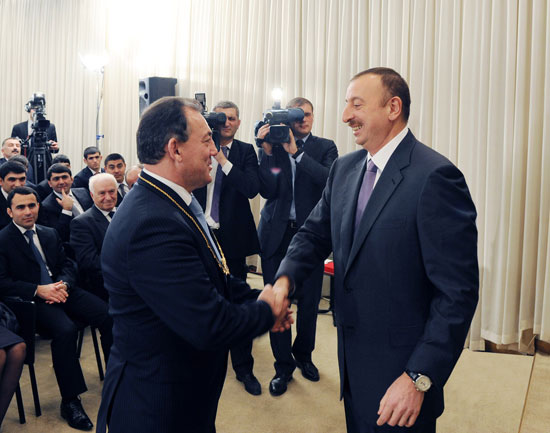 Азербайджан известен в мире как спортивная держава - президент Ильхам Алиев (Версия 2) (ФОТО)