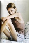 Скончалась французская модель Изабель Кабо, боровшаяся с анорексией (фотосессия)