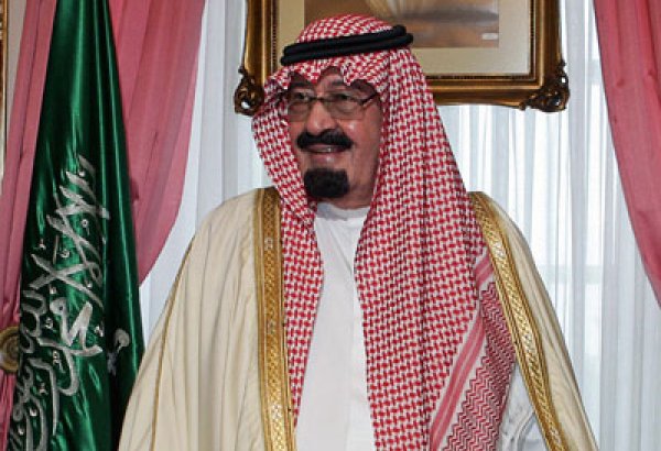 Saudi king appoints women to parliament for first time