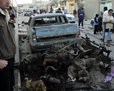 Suicide car bombing in Iraq kills up to 15, wounds 60 (UPDATE 2)