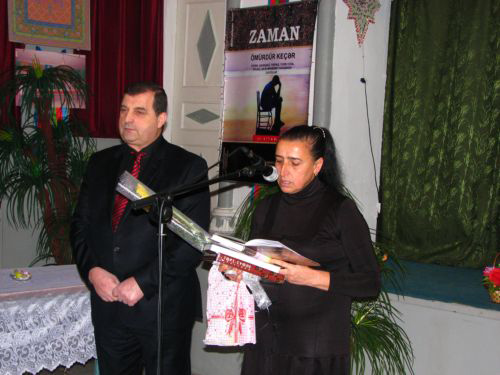 Вторая книга стихов заключенных презентована в женской исправительной колонии в Азербайджане (ФОТО)