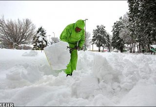 Iranian schools closed due to heavy snowfall