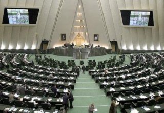 Иранский парламент обсудит законопроект по поддержке отечественных производителей