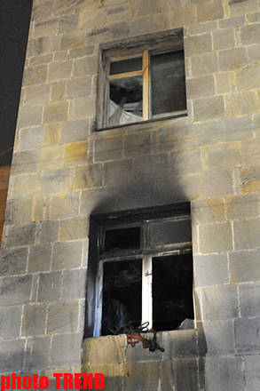 Жертва взрыва в бакинской школе: "У него обгорела голова, а также ожоги спины и обеих рук"