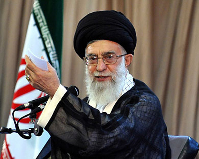 İranın Ali lideri parlament seçkilərində səsvermədə iştirak edib
