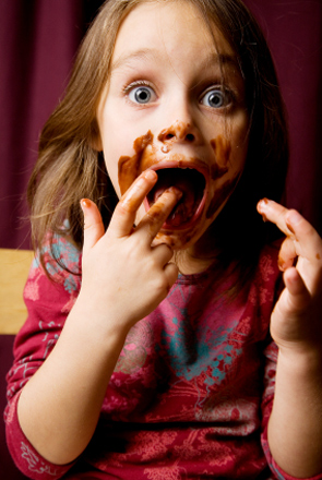 Привычка "заедать" проблемы шоколадом родом из детства