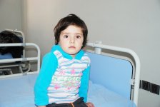 В Азербайджане впервые проведена операция на открытом сердце годовалому ребенку (фотосессия)