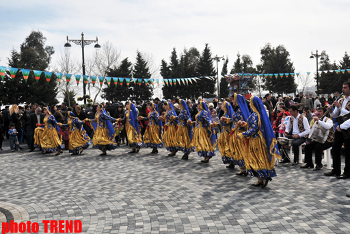 Novruz bayramı münasibətilə Bakıda ümumxalq şənliyi (FOTO)