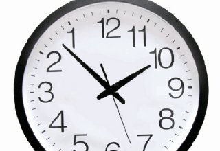 Azerbaycan'da “yaz saatine” geçiş iptal edildi