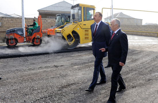 В течение нескольких лет основные социально-экономические вопросы поселков найдут решение - Президент Ильхам Алиев (версия 3) (ФОТО)
