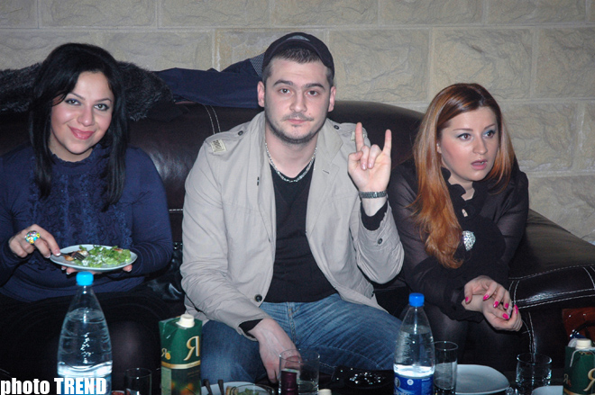 Травоядные азербайджанские шоу-звезды (фотосессия)