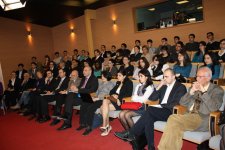 Fransanın sabiq ədliyyə naziri Azərbaycan Diplomatik Akademiyasında çıxış edib (FOTO)