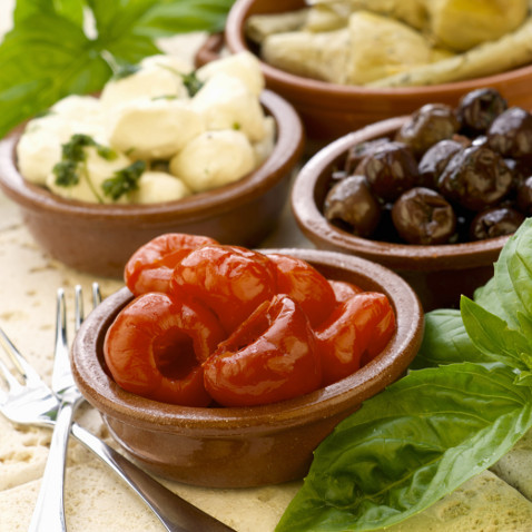 В Азербайджане названа основная причина увеличения случаев пищевых отравлений