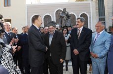 Azerbaijani President meets local residents in Massalli (PHOTO)
