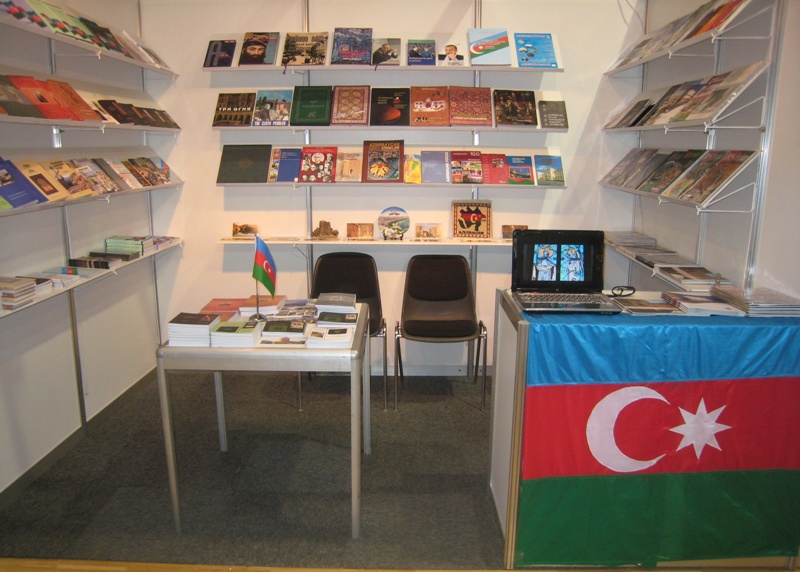 Budapeştdə keçirilən kitab festivalında Azərbaycan guşəsi təşkil edilib