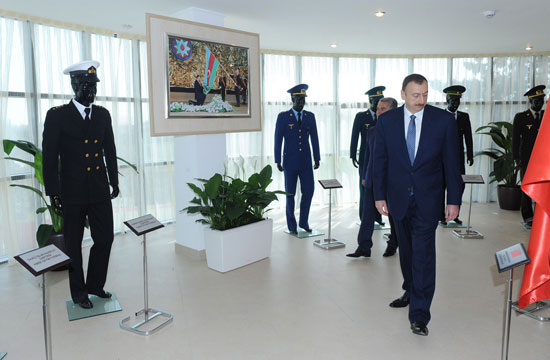 Azerbaijani President familiarizes with State Flag Square and opens Youth House in Astara (PHOTO)