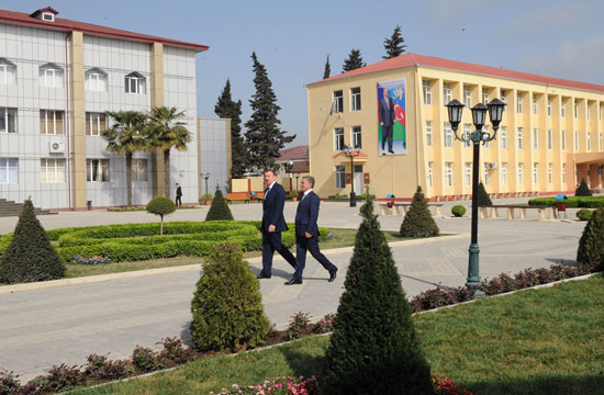 Azerbaijani president arrives in Astara (PHOTO)