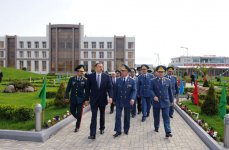 Ильхам Алиев ознакомился с условиями, созданными в Астаринском таможенном управлении (ФОТО)