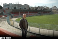 Стамбульский дом и стадион продюсера из Азербайджана (фотосессия)
