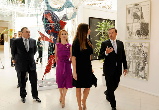 Azerbaijan's First Lady visits Masterpieces of Art exhibition at Museum of Modern Art (PHOTO)