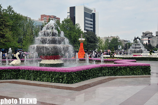 Flower festival in Baku (PHOTO)