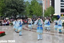 Flower festival in Baku (PHOTO)
