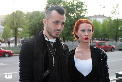 Айдан Салахова и Наоми Кэмпбелл создали перфоманс - символ современной Москвы (фотосессия)