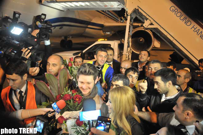 Eurovision 2011 winners return to Baku (PHOTO)