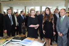 First ladies of Azerbaijan and Russia hold talks (PHOTO)