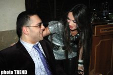Всемирный день улыбки - смайлики азербайджанских шоу-звезд и телеведущих (фотосессия)